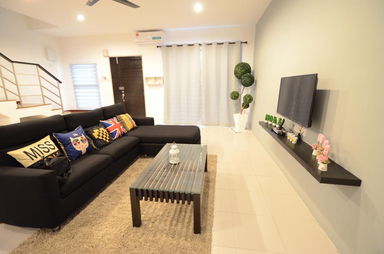 Decozy Homestay Ipoh Eksteriør billede